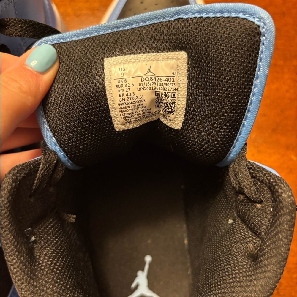 Air Jordan 1 Mid University Blue/Black-White - Picture 5 of 6